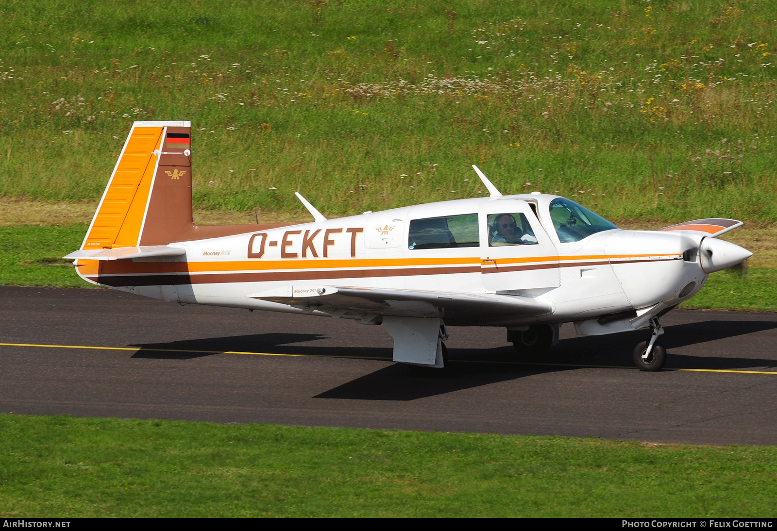 Aircraft Photo of D-EKFT | Mooney M-20J 201 | AirHistory.net #398541