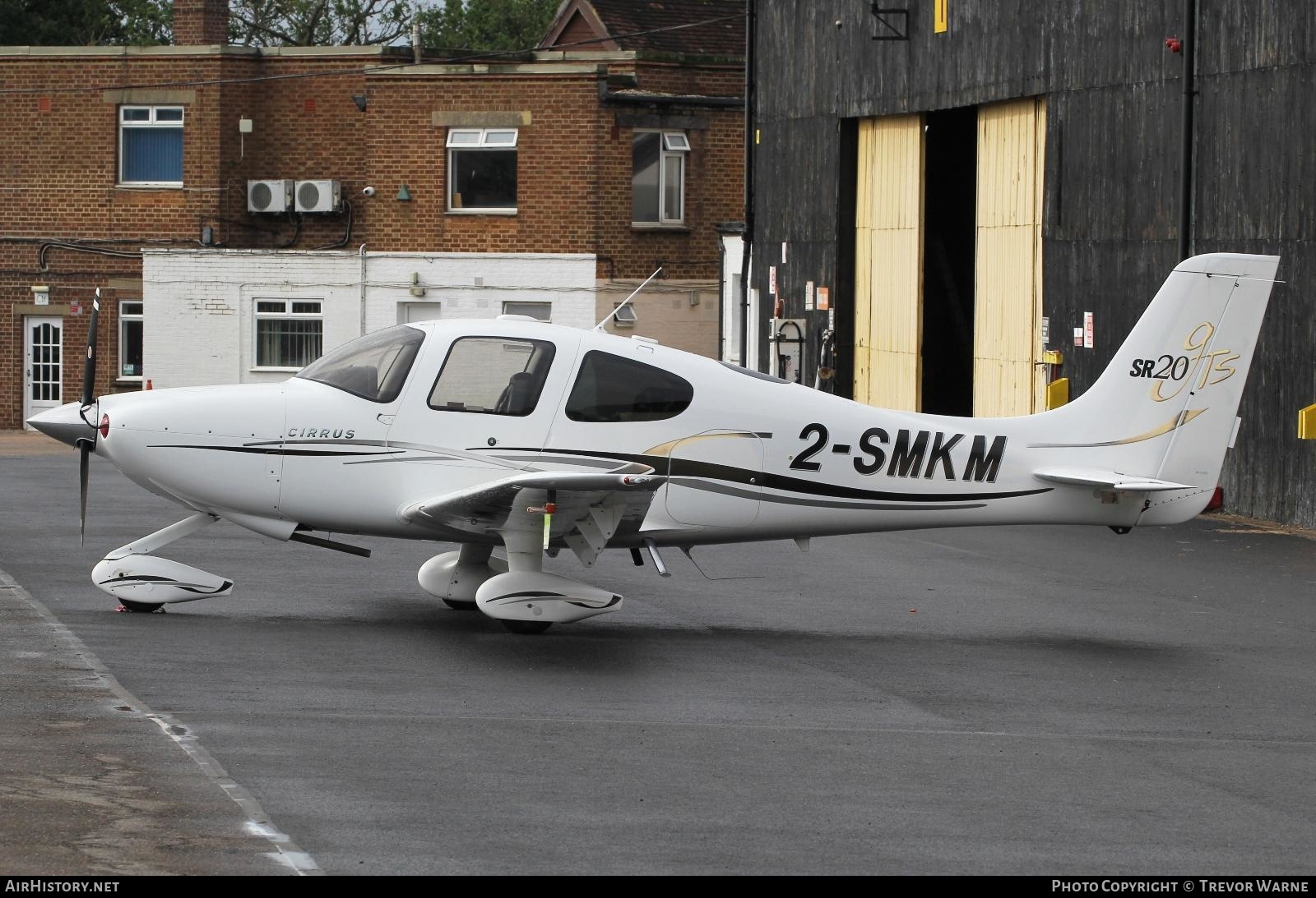 Aircraft Photo of 2-SMKM | Cirrus SR-20 G2-GTS | AirHistory.net #398707