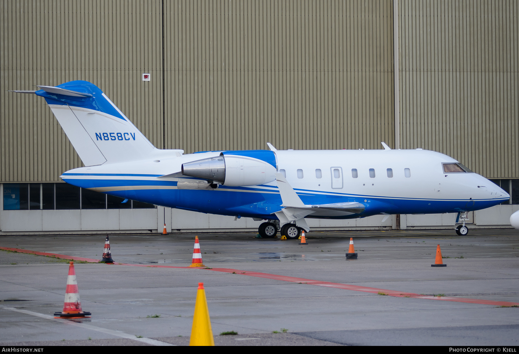 Aircraft Photo of N858CV | Bombardier Challenger 605 (CL-600-2B16) | AirHistory.net #398826