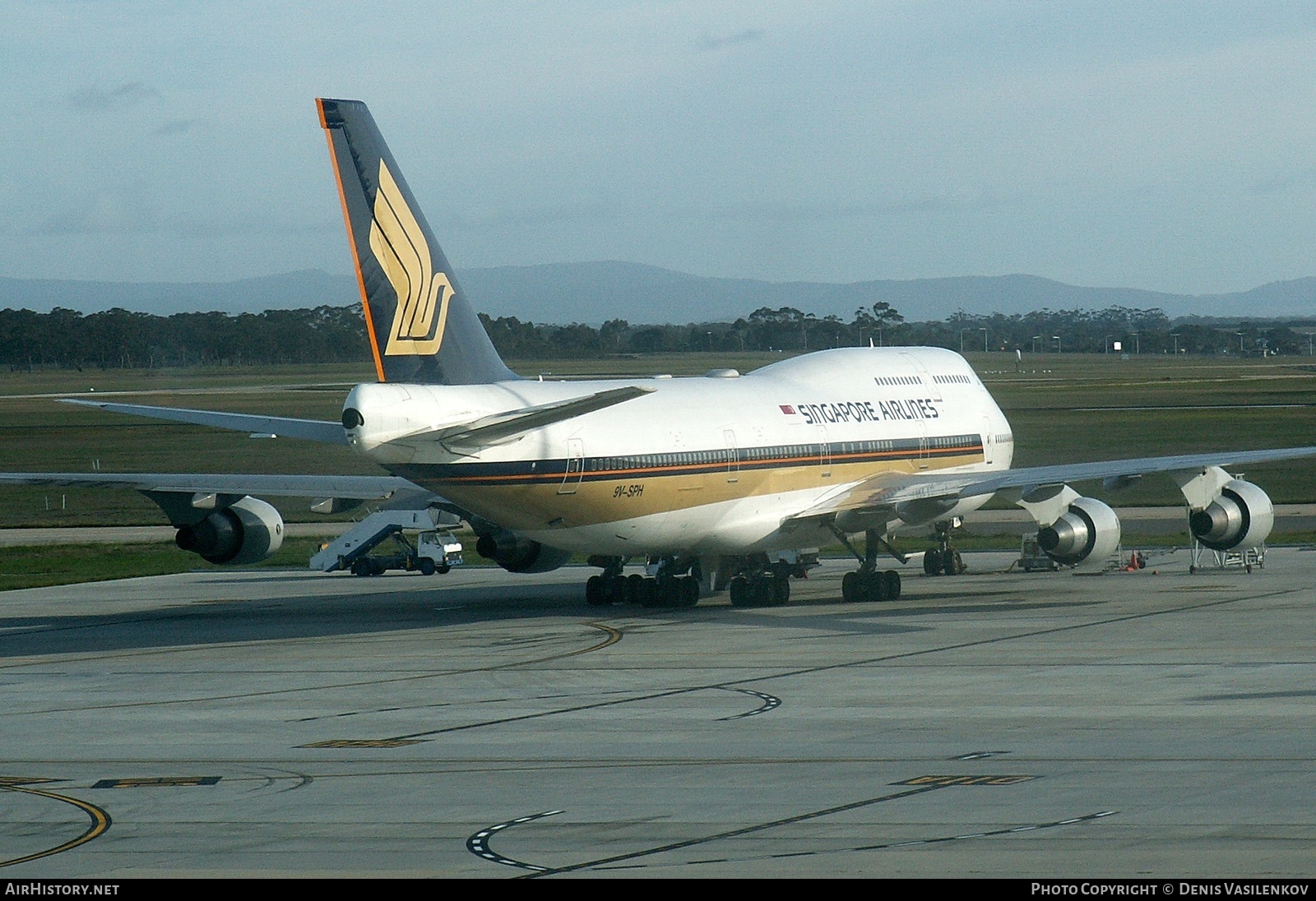 Aircraft Photo of 9V-SPH | Boeing 747-412 | Singapore Airlines | AirHistory.net #398861