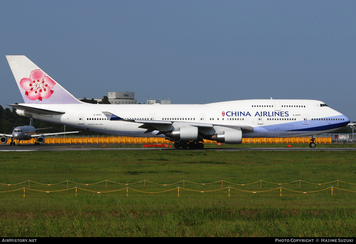 Aircraft Photo of B-18207 | Boeing 747-409 | China Airlines | AirHistory.net #398935