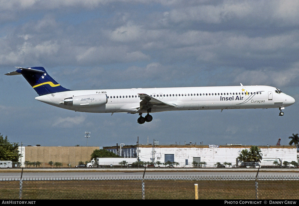Aircraft Photo of PJ-MDA | McDonnell Douglas MD-83 (DC-9-83) | Insel Air | AirHistory.net #398938