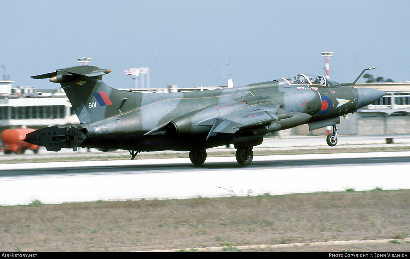 Aircraft Photo of XX901 | Hawker Siddeley Buccaneer S2B | UK - Air Force | AirHistory.net #399021