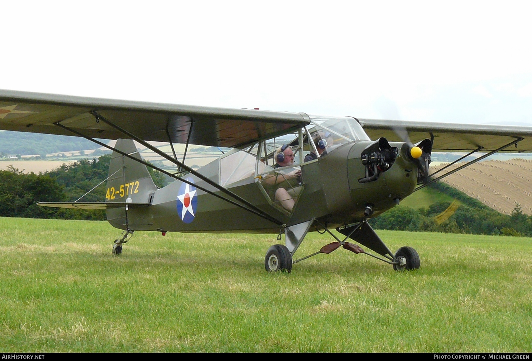 Aircraft Photo of G-BSXT / 42-5772 | Piper J-5A Cub Cruiser | USA - Air Force | AirHistory.net #399129