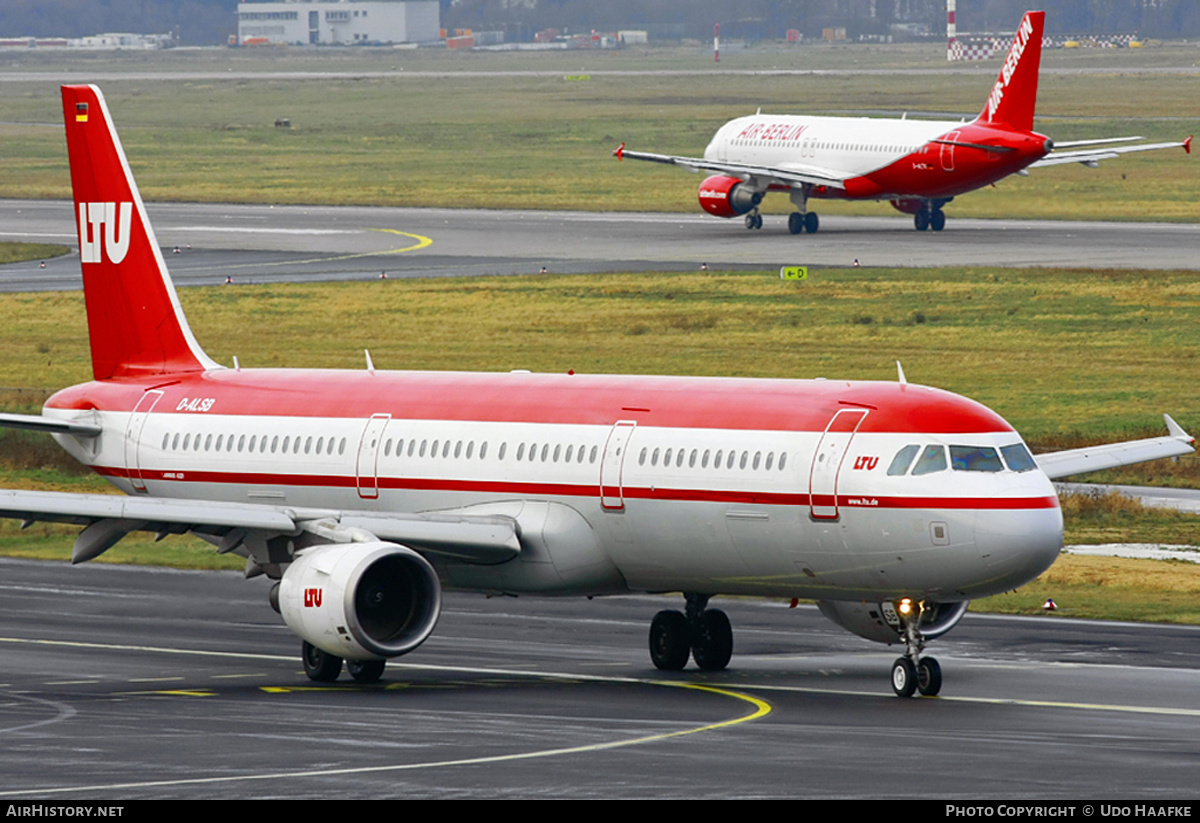 Aircraft Photo of D-ALSB | Airbus A321-211 | LTU - Lufttransport-Unternehmen | AirHistory.net #399232