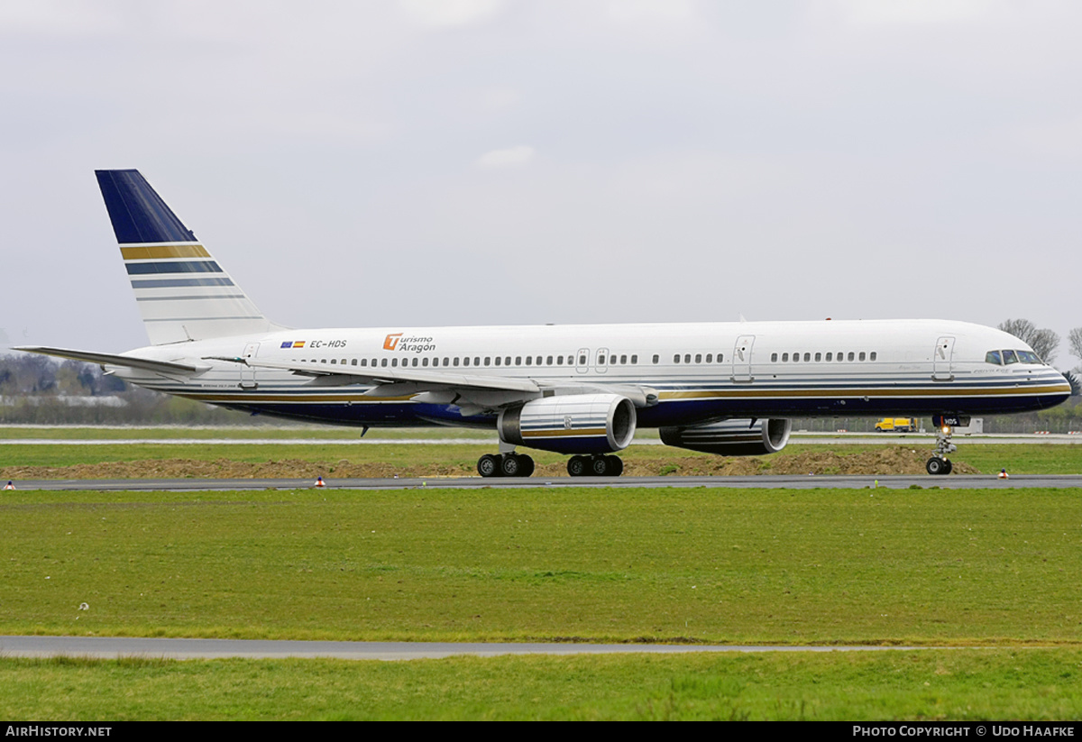 Aircraft Photo of EC-HDS | Boeing 757-256 | Privilege Style | AirHistory.net #399343