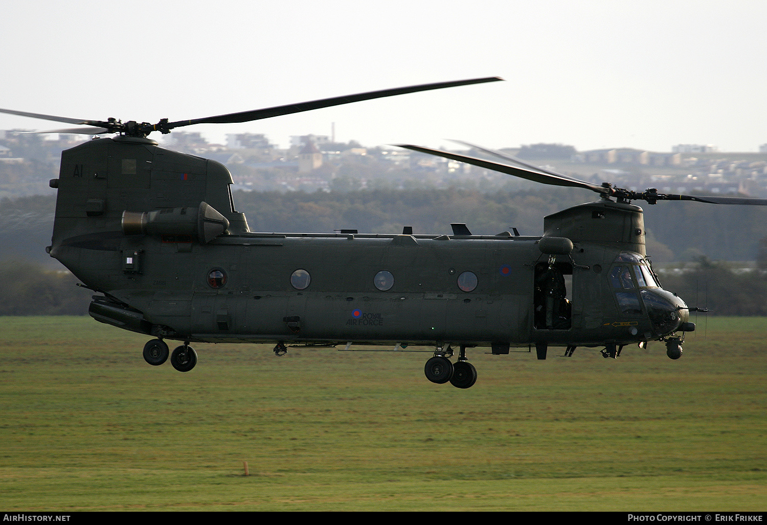 Aircraft Photo of ZA681 | Boeing Chinook HC2 (352) | UK - Air Force | AirHistory.net #399446