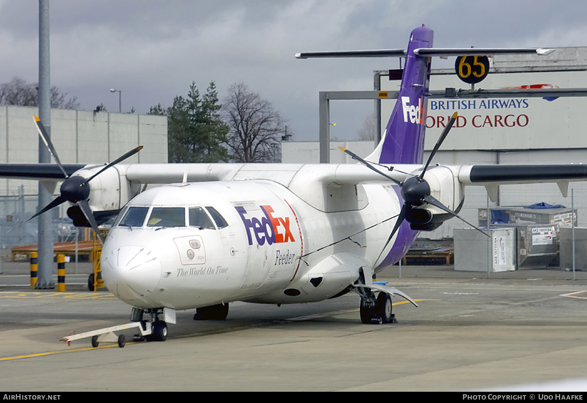 Aircraft Photo of EI-FXA | ATR ATR-42-320 | FedEx Feeder | AirHistory.net #399547