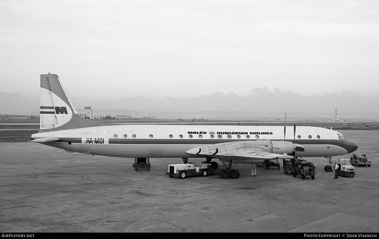 Aircraft Photo of HA-MOI | Ilyushin Il-18D | Malév - Hungarian Airlines | AirHistory.net #399651