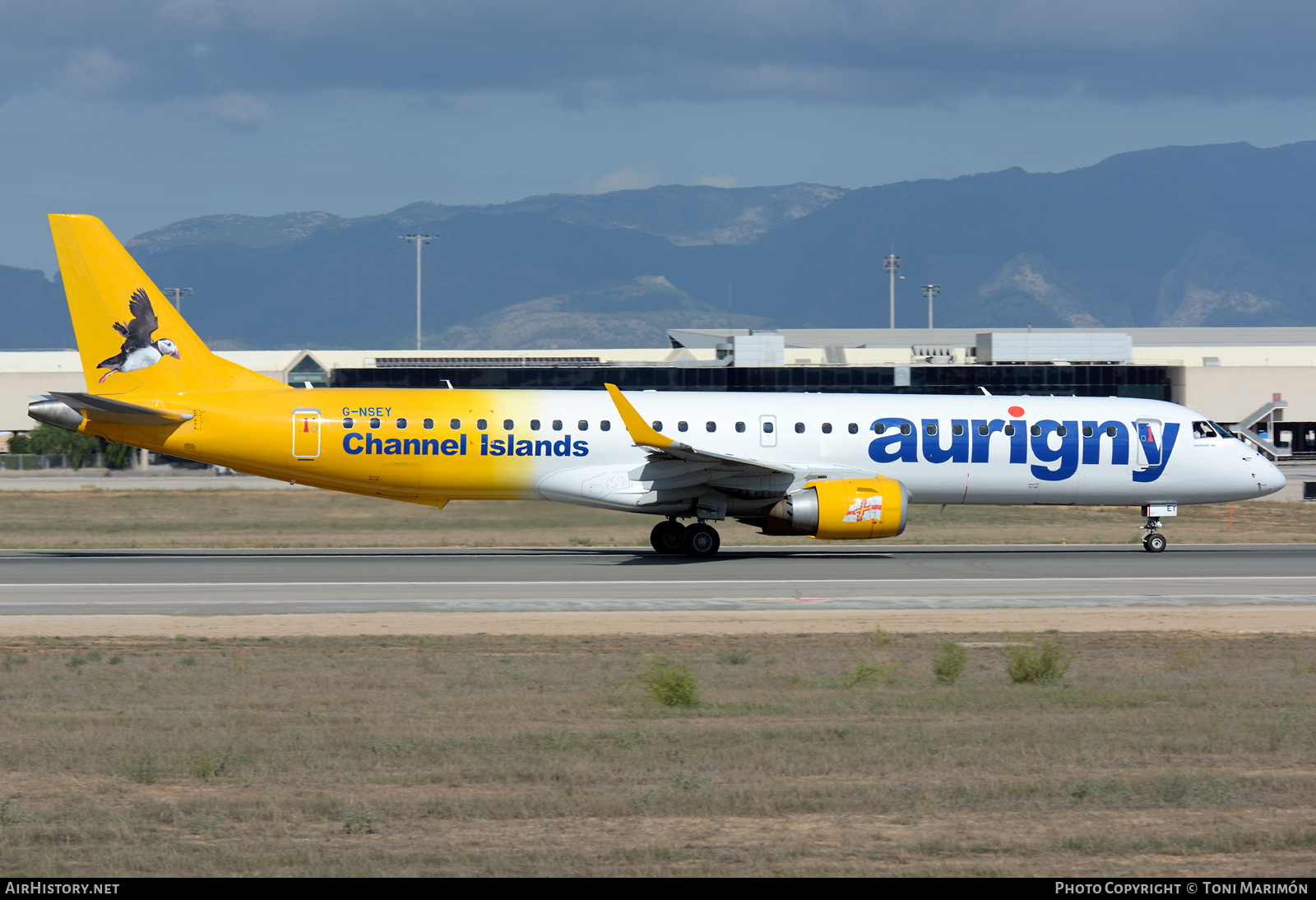 Aircraft Photo of G-NSEY | Embraer 195STD (ERJ-190-200STD) | Aurigny Air Services | AirHistory.net #399680