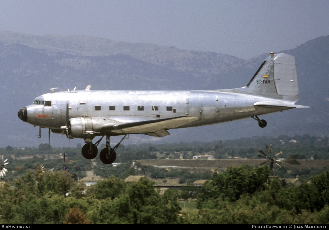 Aircraft Photo of EC-FAH | Douglas C-47A Skytrain | Tadair | AirHistory.net #399715