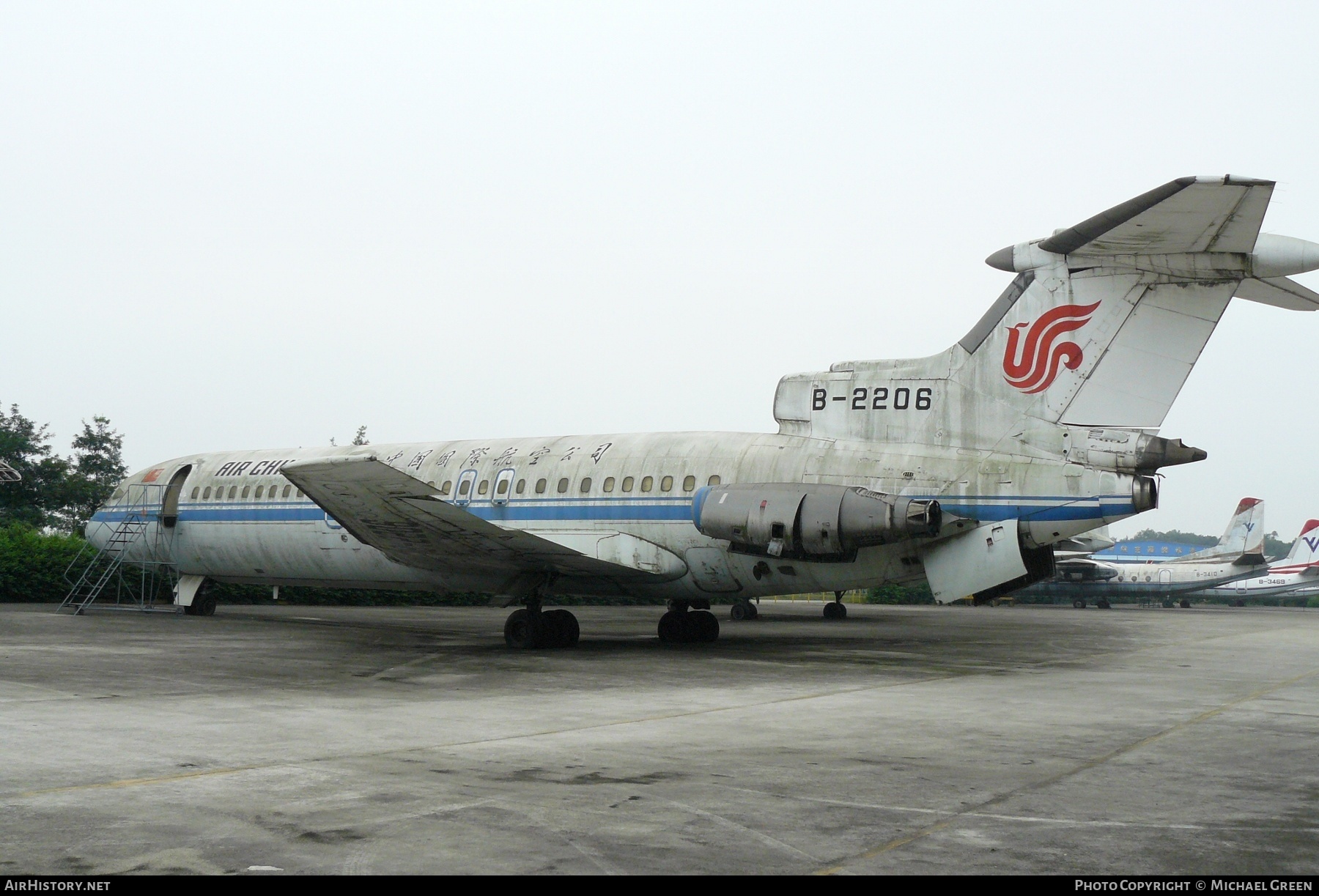 Aircraft Photo of B-2206 | Hawker Siddeley HS-121 Trident 2E | Air China | AirHistory.net #399816