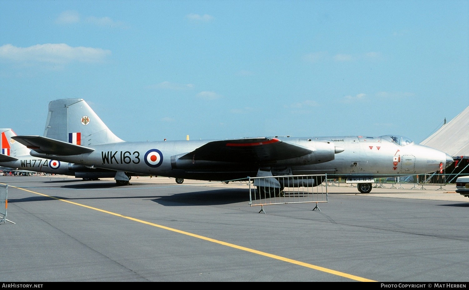 Aircraft Photo of WK163 | English Electric Canberra B2/6 | UK - Air Force | AirHistory.net #399847
