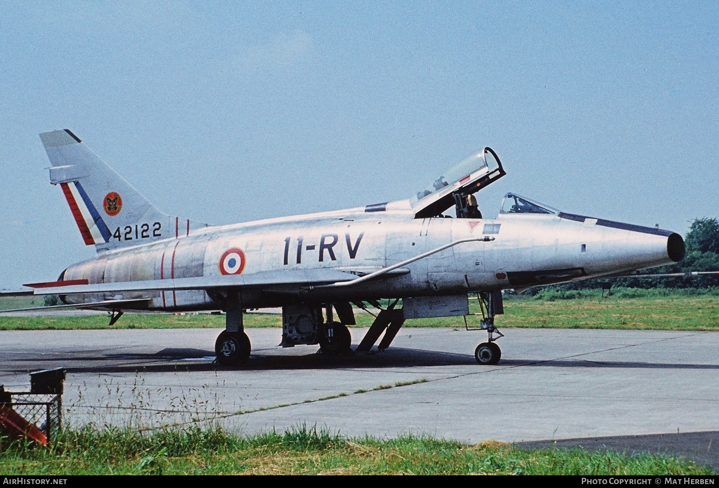 Aircraft Photo of 42122 | North American F-100D Super Sabre | France - Air Force | AirHistory.net #399850
