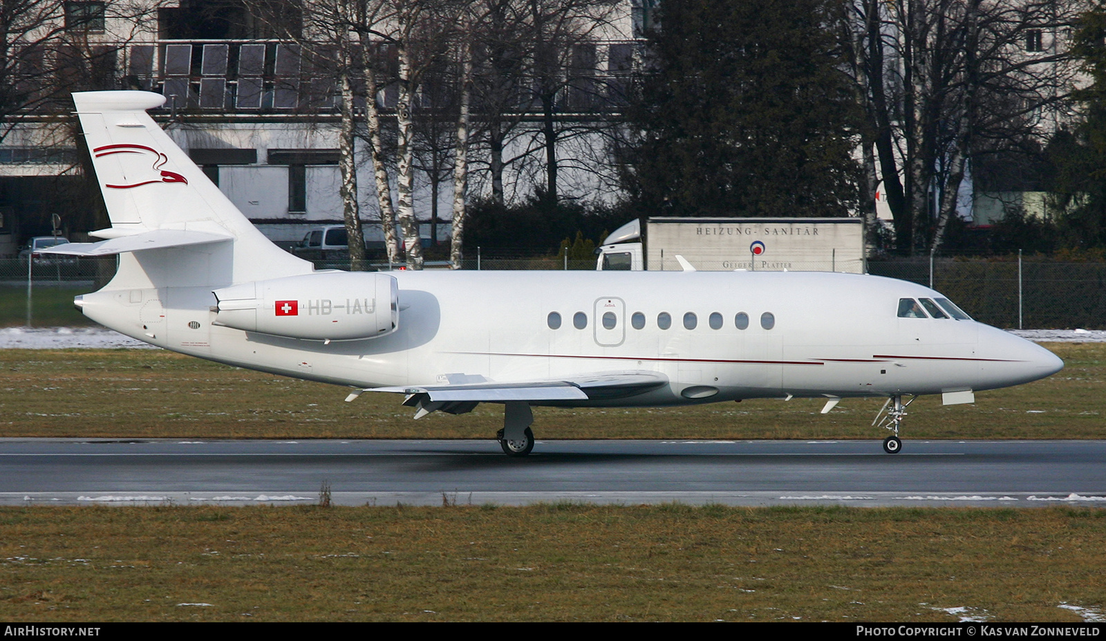 Aircraft Photo of HB-IAU | Dassault Falcon 2000EX | Cat Aviation | AirHistory.net #399870