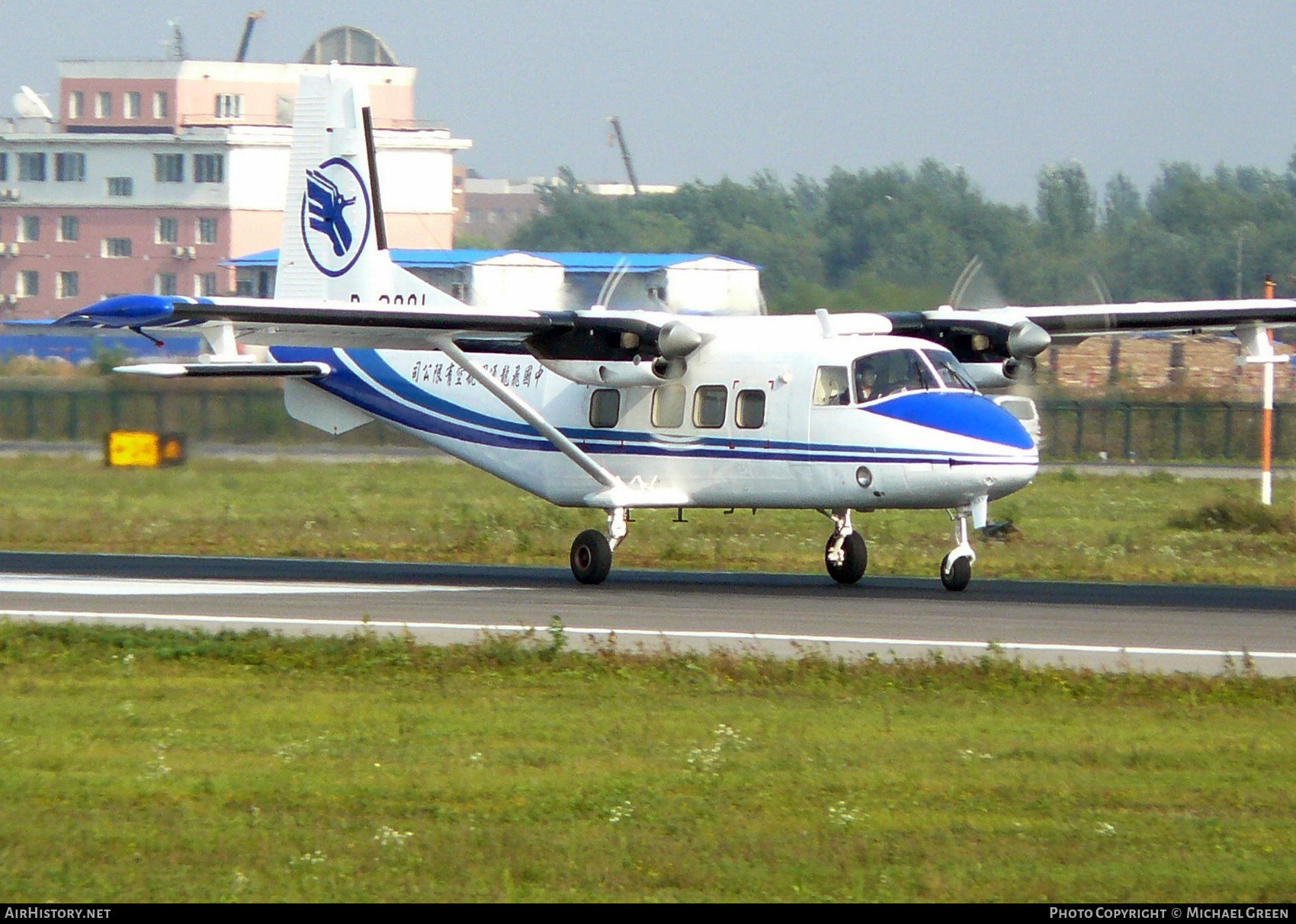 Aircraft Photo of B-3801 | Harbin Y12-II | China Flying Dragon Aviation | AirHistory.net #399906