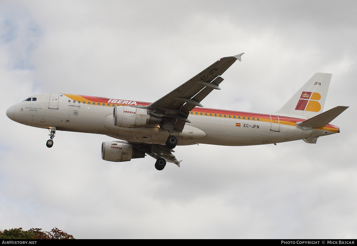 Aircraft Photo of EC-JFN | Airbus A320-214 | Iberia | AirHistory.net #400001