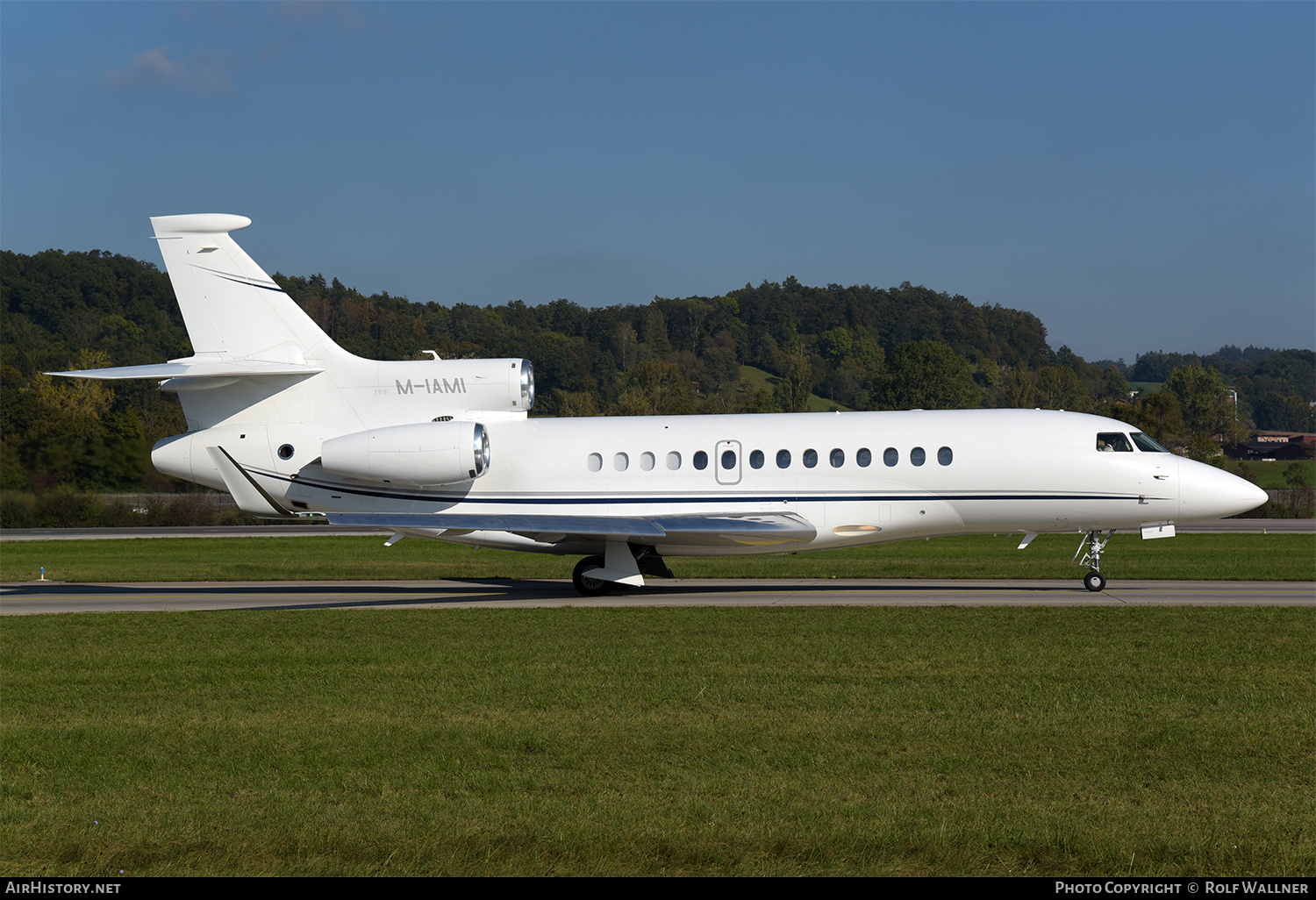 Aircraft Photo of M-IAMI | Dassault Falcon 7X | AirHistory.net #400034