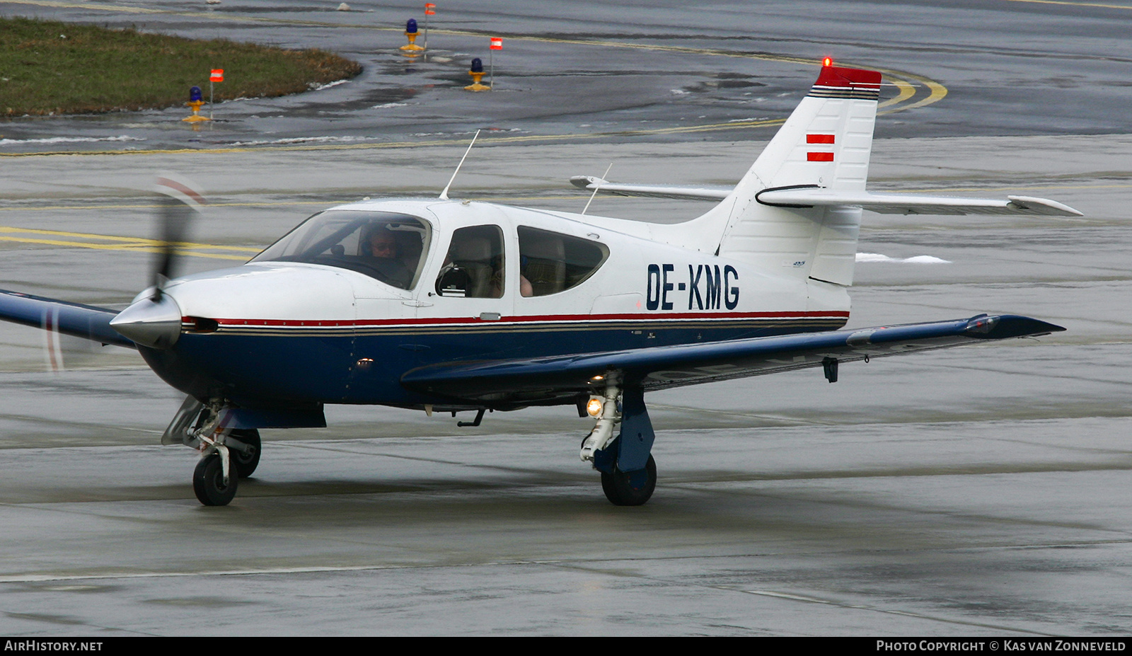 Aircraft Photo of OE-KMG | Commander 114B | AirHistory.net #400056