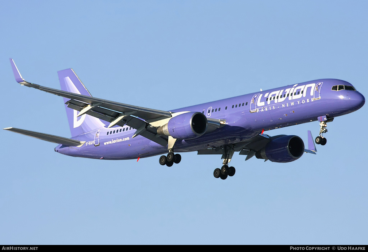 Aircraft Photo of F-HAVI | Boeing 757-26D | L'Avion | AirHistory.net #400078