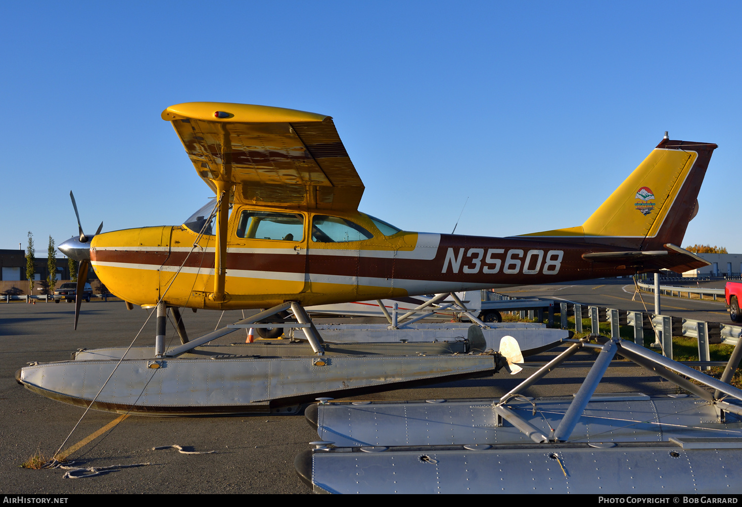 Aircraft Photo of N35608 | Cessna 172I Skyhawk | Scenic Mountain Air - SMA | AirHistory.net #400171