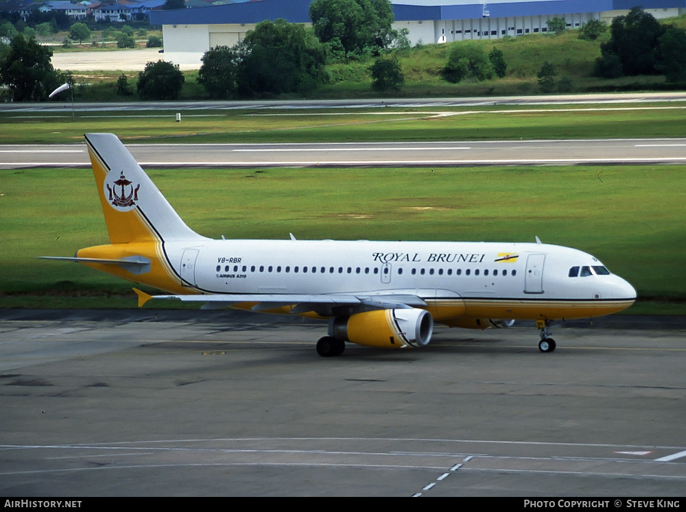 Aircraft Photo of V8-RBR | Airbus A319-132 | Royal Brunei Airlines | AirHistory.net #400316