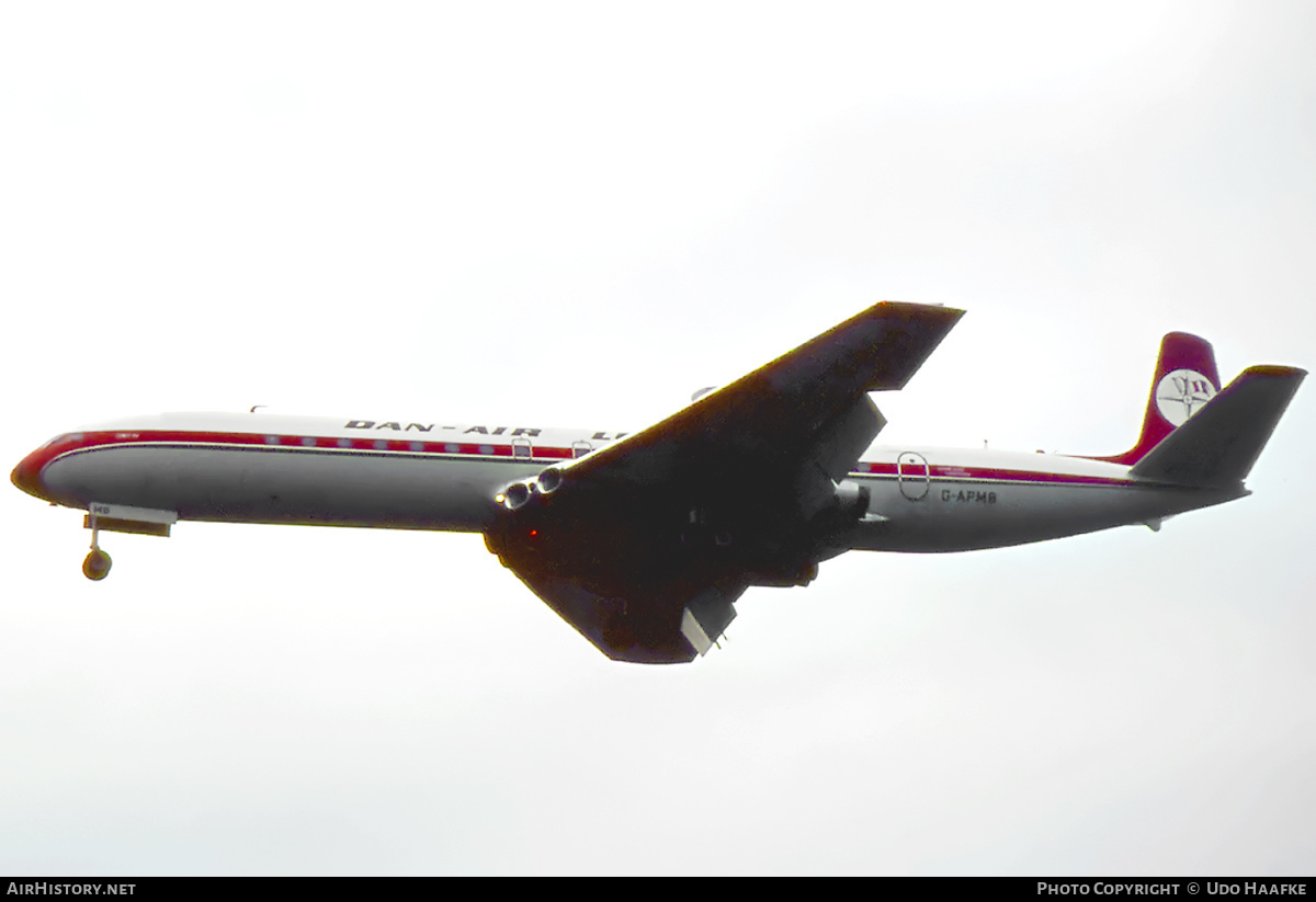 Aircraft Photo of G-APMB | De Havilland D.H. 106 Comet 4B | Dan-Air London | AirHistory.net #400344