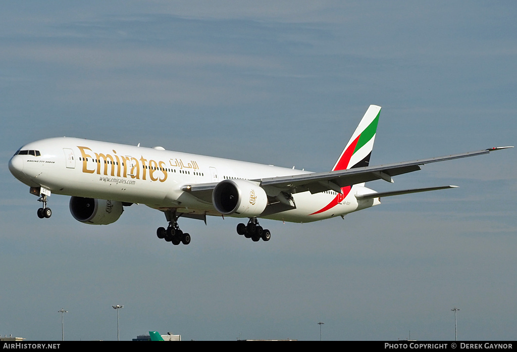 Aircraft Photo of A6-EGY | Boeing 777-31H/ER | Emirates | AirHistory.net #400395