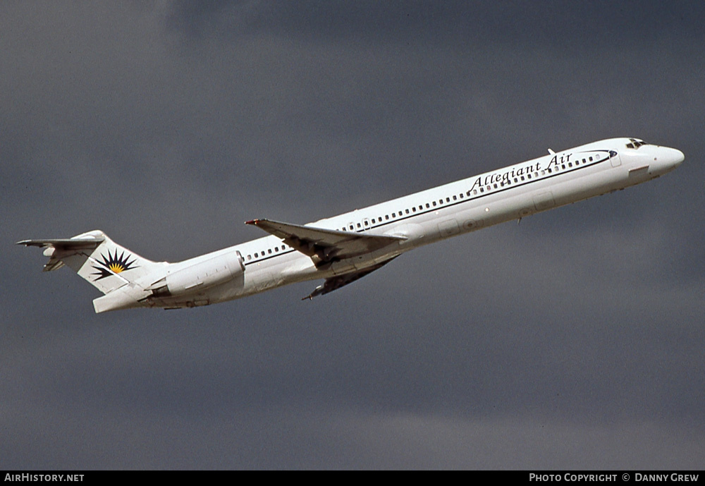 Aircraft Photo of N860GA | McDonnell Douglas MD-83 (DC-9-83) | Allegiant Air | AirHistory.net #400433