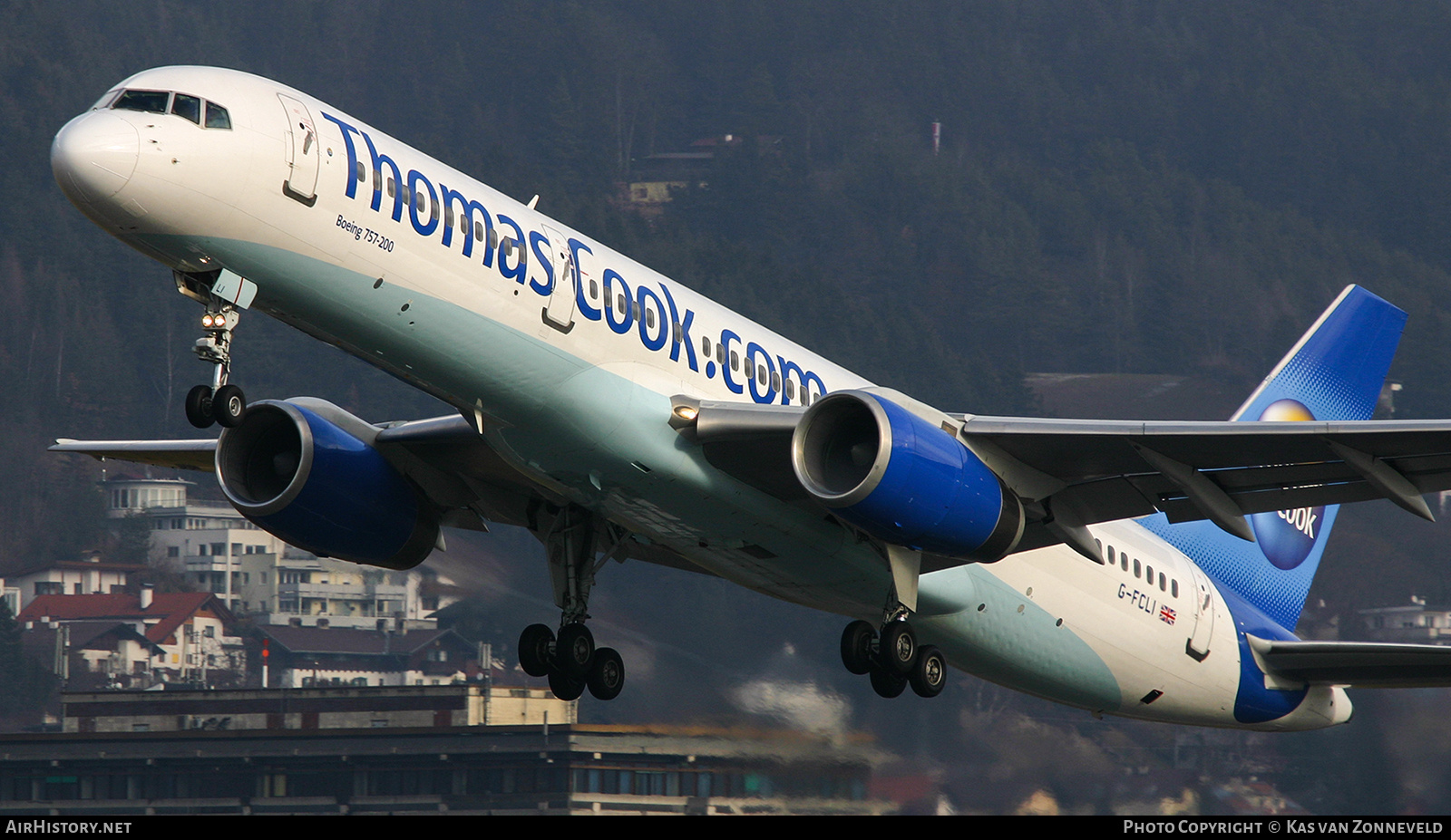 Aircraft Photo of G-FCLI | Boeing 757-28A | Thomas Cook Airlines | AirHistory.net #400462