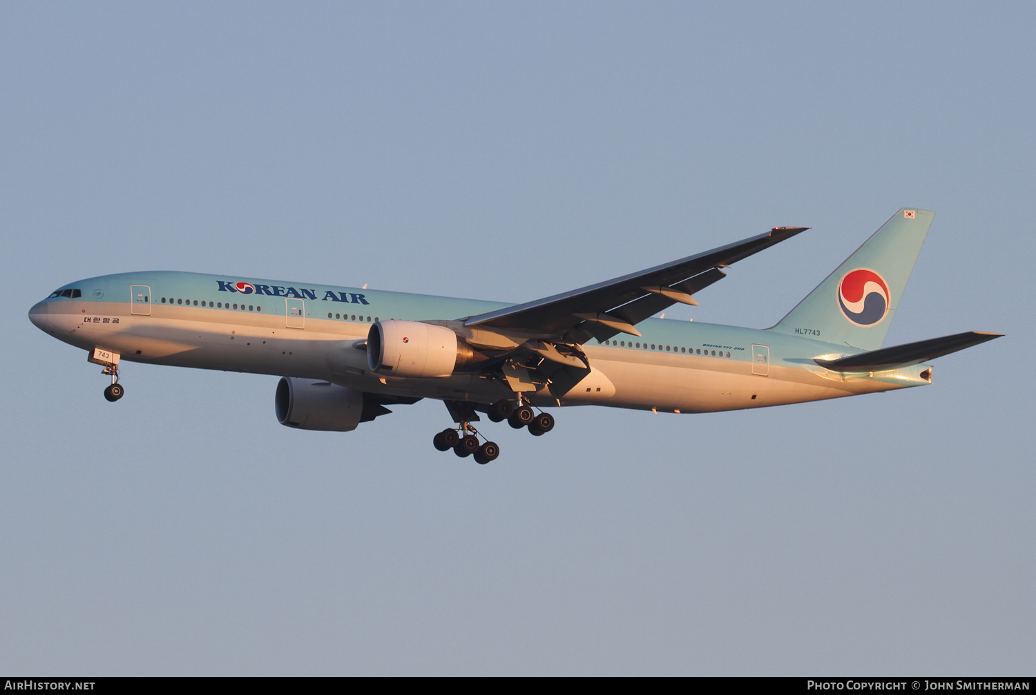 Aircraft Photo of HL7743 | Boeing 777-2B5/ER | Korean Air | AirHistory.net #400468