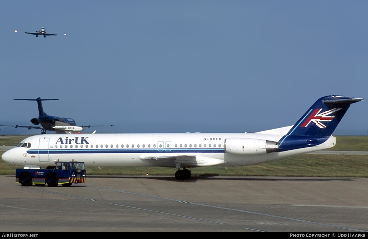 Aircraft Photo of G-UKFK | Fokker 100 (F28-0100) | Air UK | AirHistory.net #400602