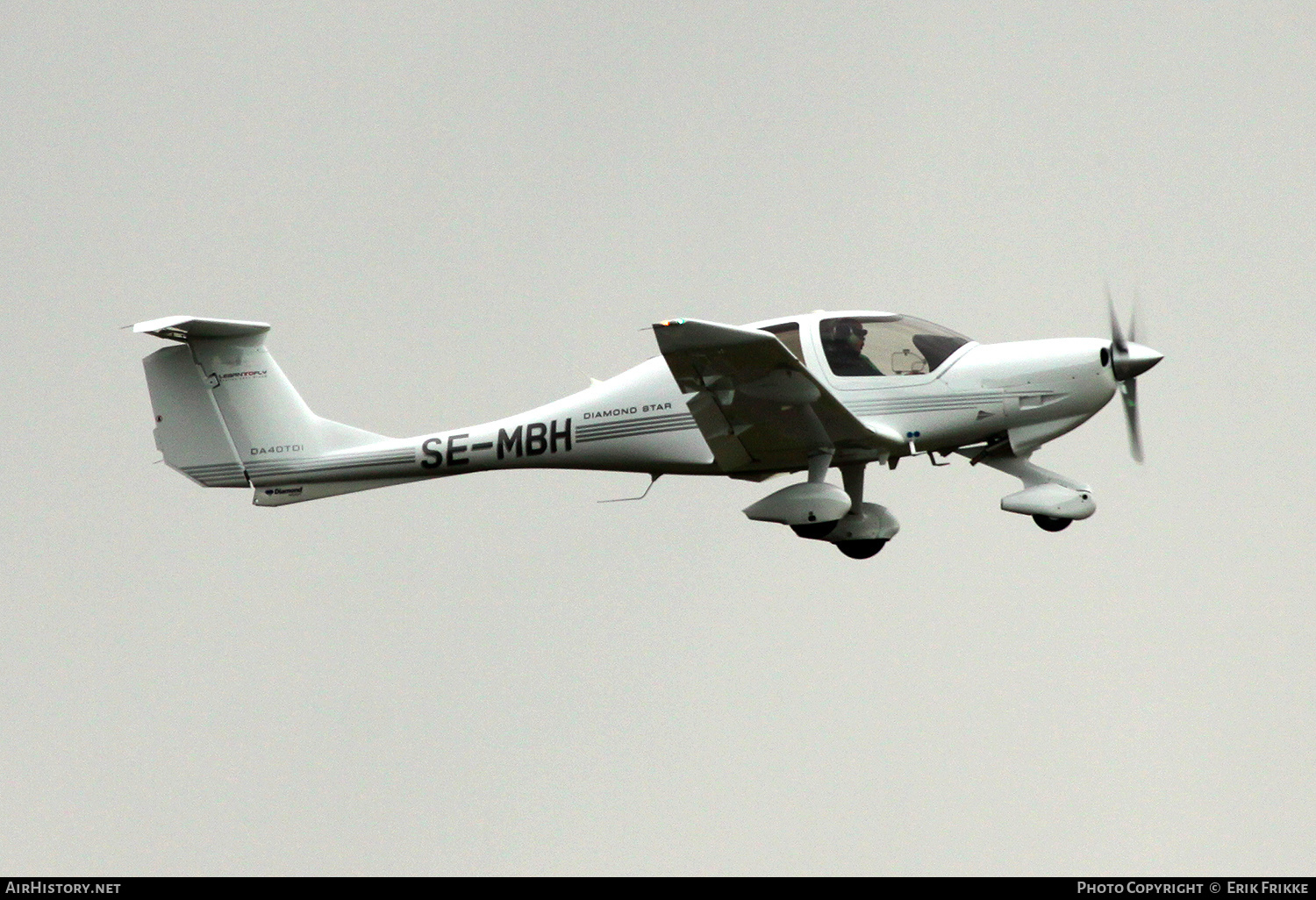 Aircraft Photo of SE-MBH | Diamond DA40D Diamond Star TDI | AirHistory.net #400633