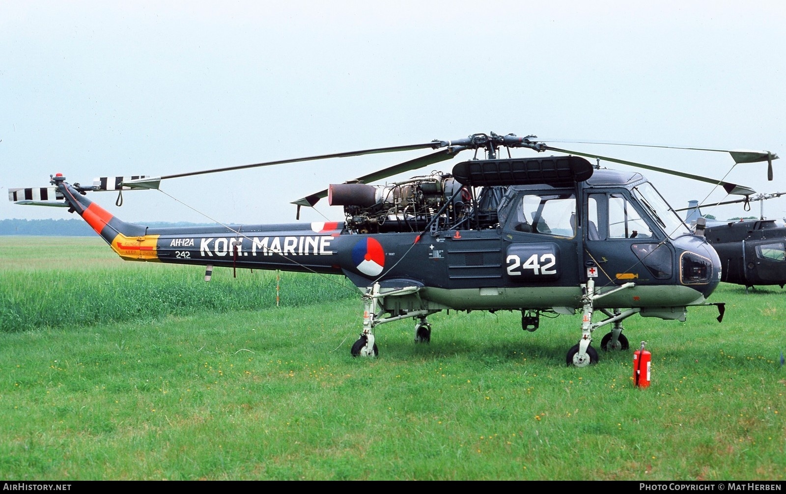 Aircraft Photo of 242 | Westland AH-12A Wasp (P-531-2) | Netherlands - Navy | AirHistory.net #400641
