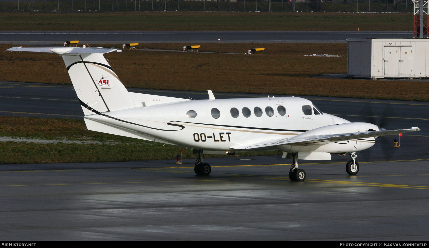 Aircraft Photo of OO-LET | Beech B200 Super King Air | ASL - Air Service Liège | AirHistory.net #400677