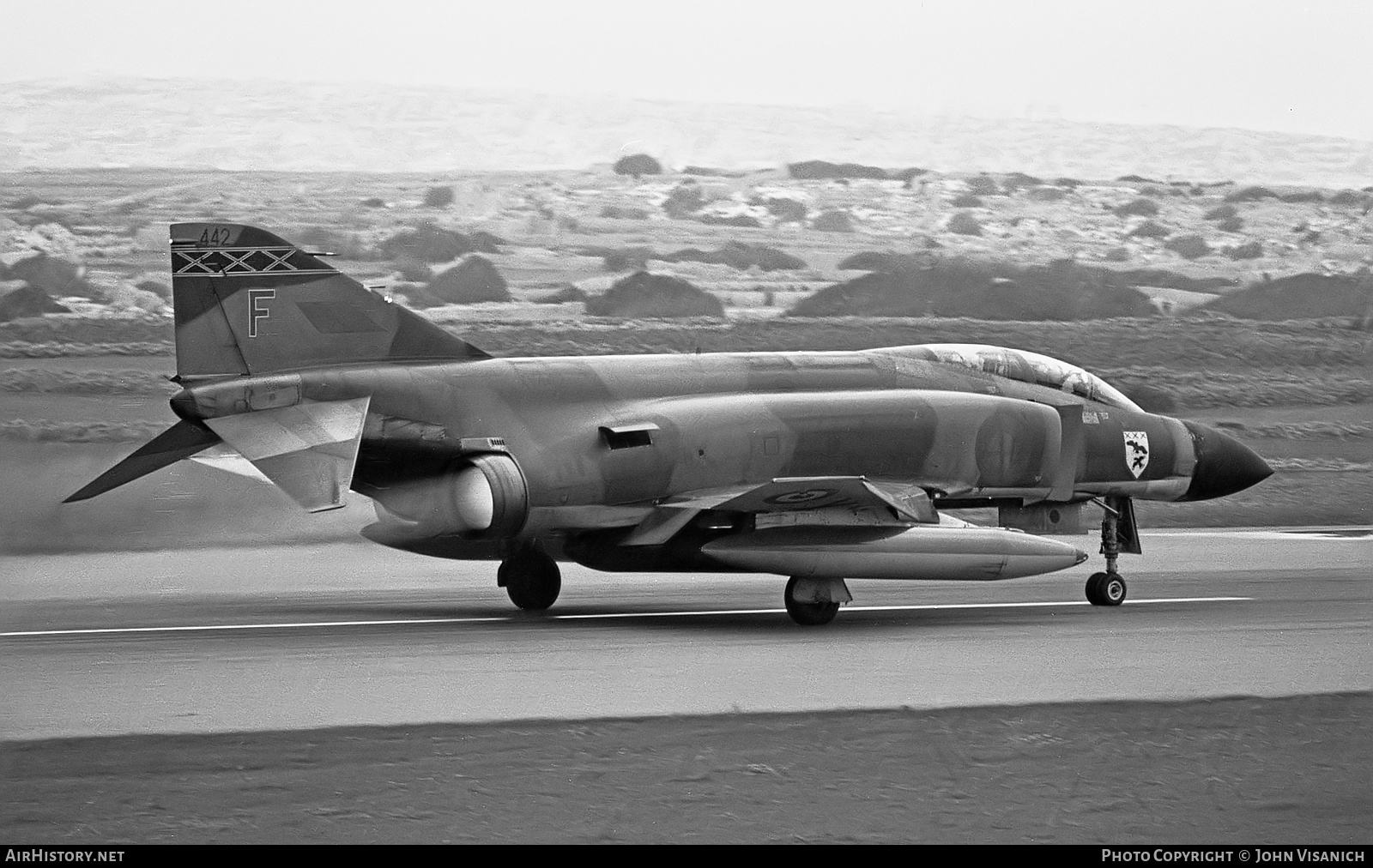 Aircraft Photo of XV442 | McDonnell Douglas F-4M Phantom FGR2 | UK - Air Force | AirHistory.net #400714