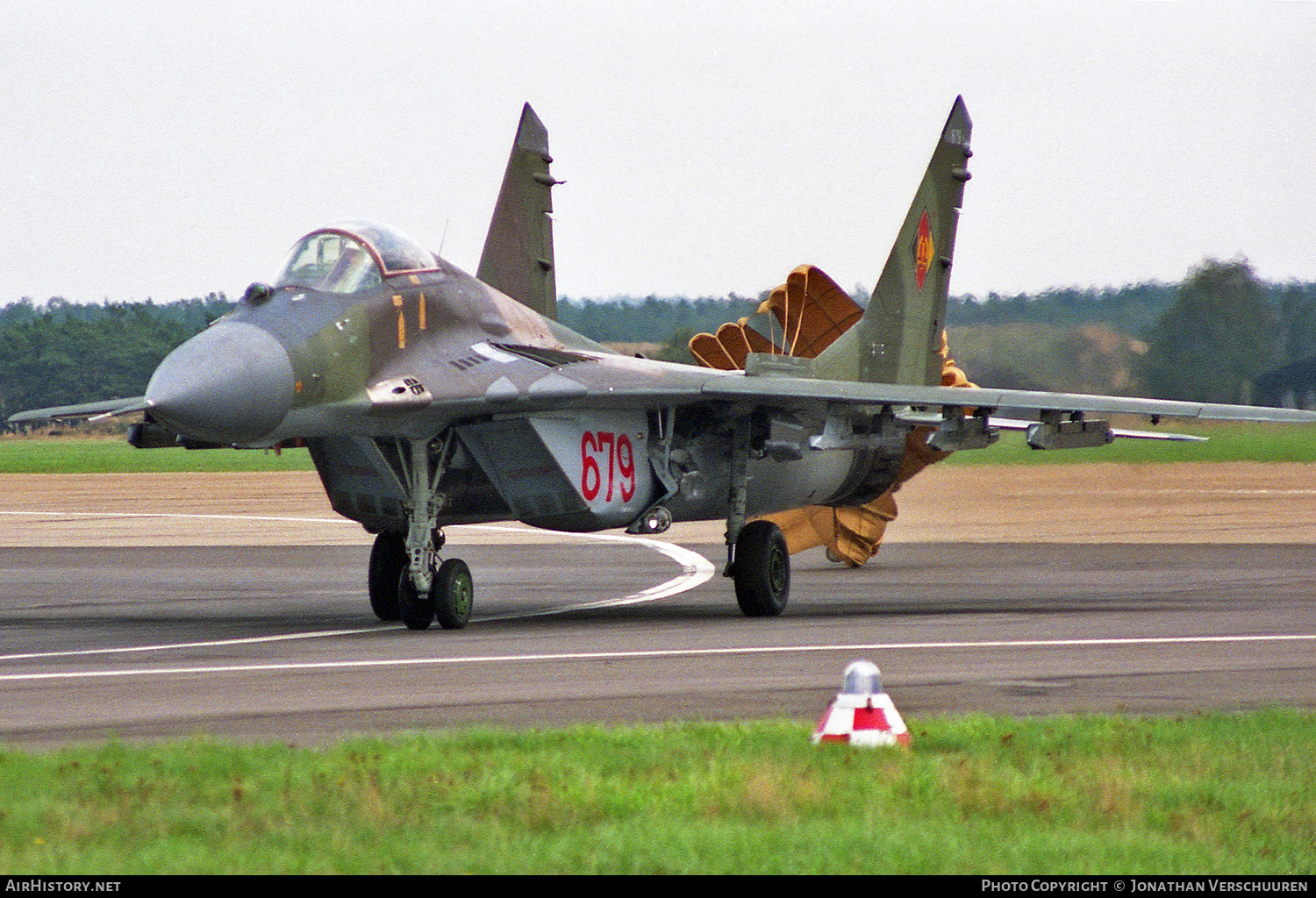 Aircraft Photo of 679 | Mikoyan-Gurevich MiG-29 | East Germany - Air Force | AirHistory.net #400878