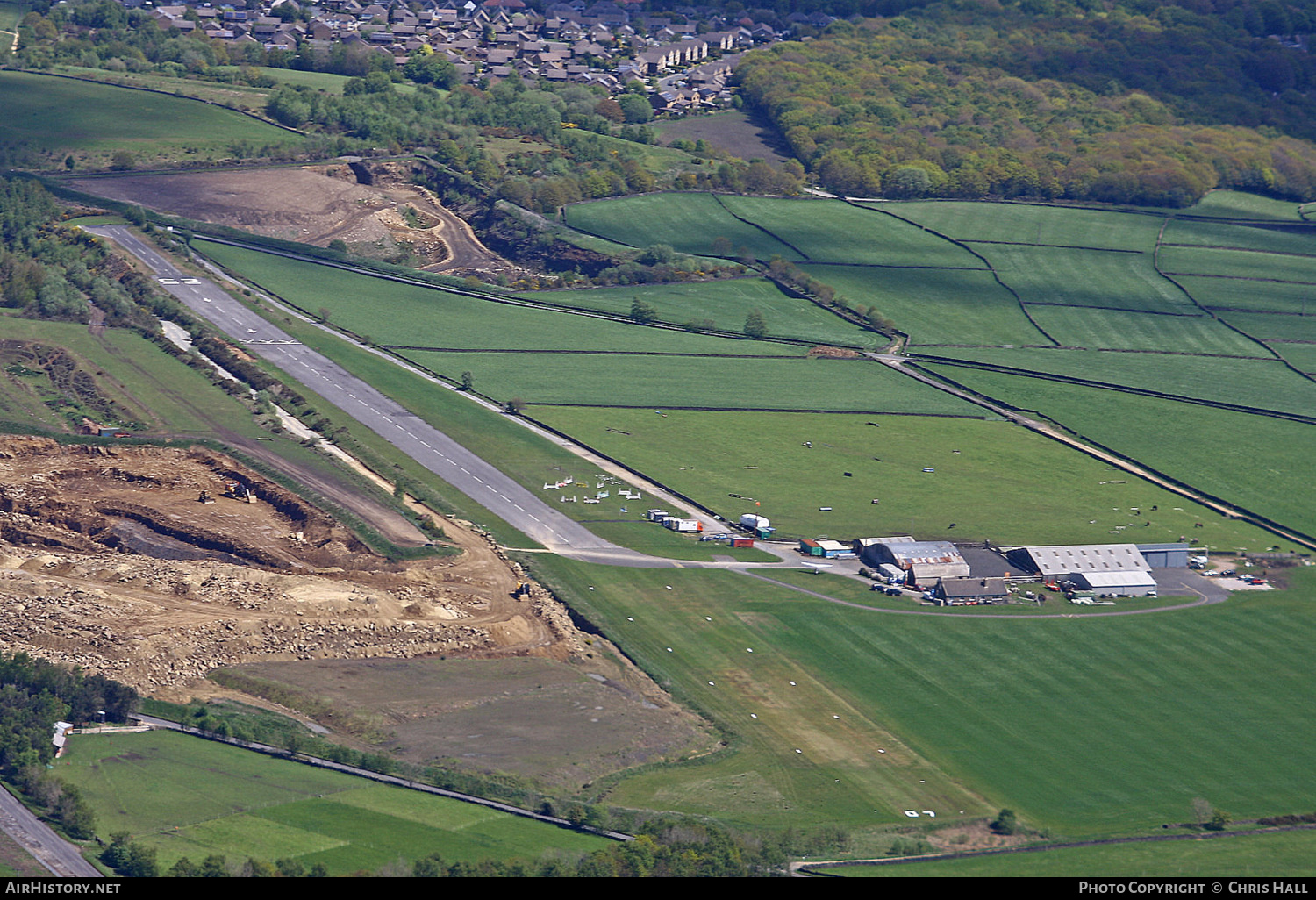 Airport photo of Huddersfield - Crosland Moor (EGND) in England, United Kingdom | AirHistory.net #400967