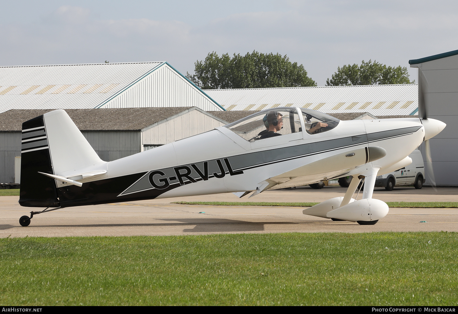 Aircraft Photo of G-RVJL | Van's RV-6 | AirHistory.net #401022