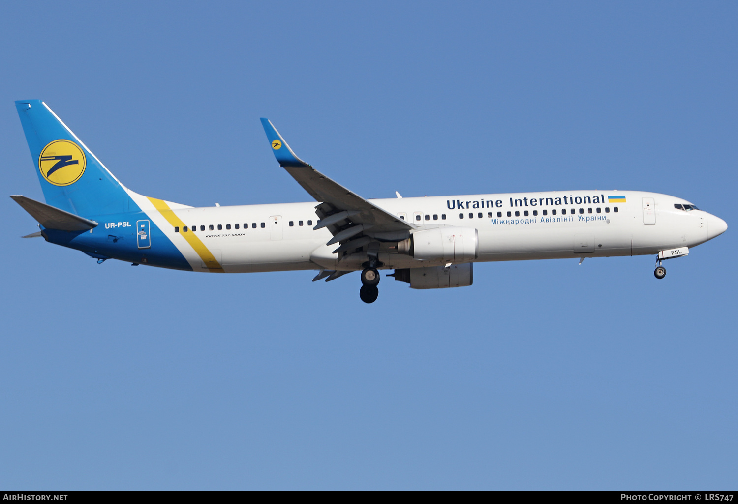 Aircraft Photo of UR-PSL | Boeing 737-94X/ER | Ukraine International Airlines | AirHistory.net #401147