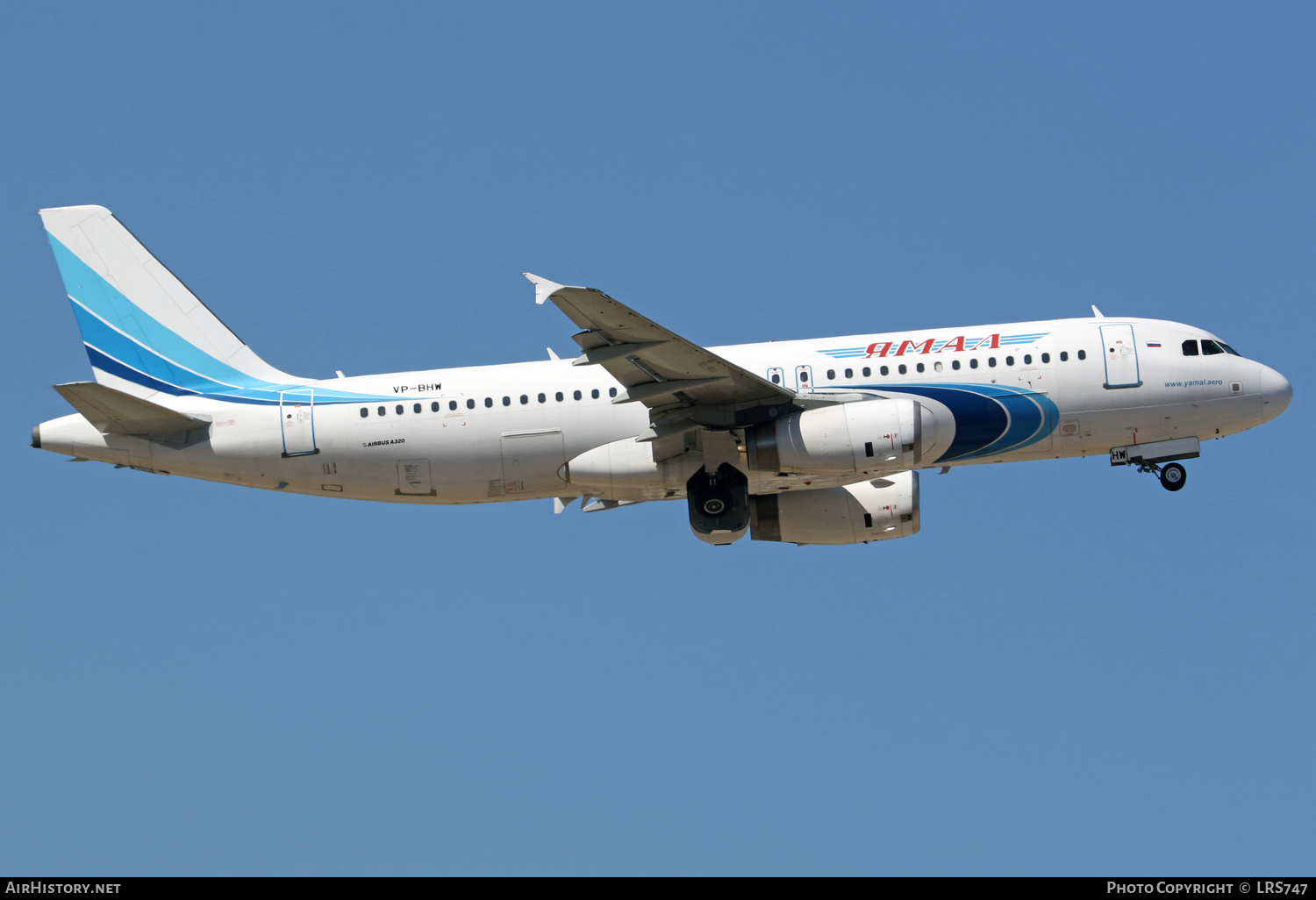 Aircraft Photo of VP-BHW | Airbus A320-232 | Yamal Airlines | AirHistory.net #401204