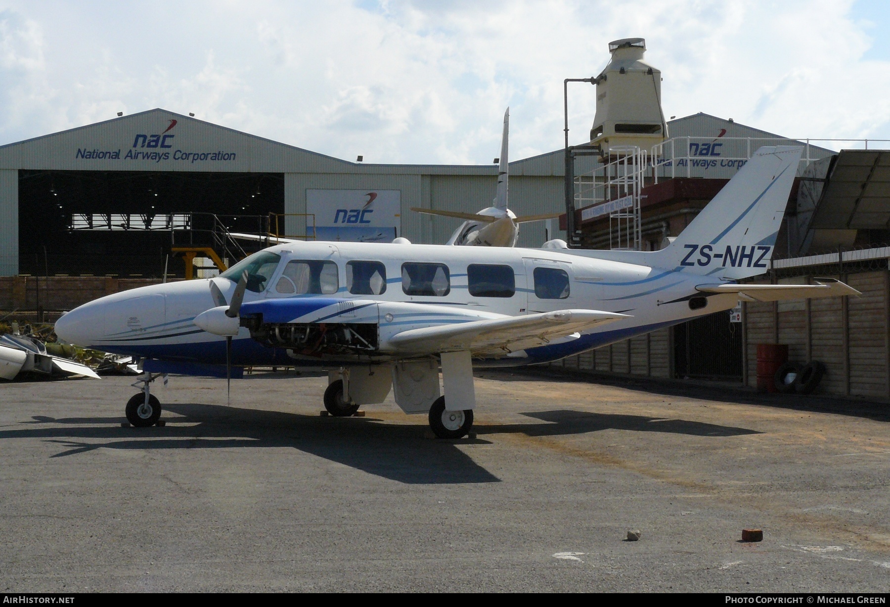 Aircraft Photo of ZS-NHZ | Piper PA-31-350 Navajo Chieftain | AirHistory.net #401215