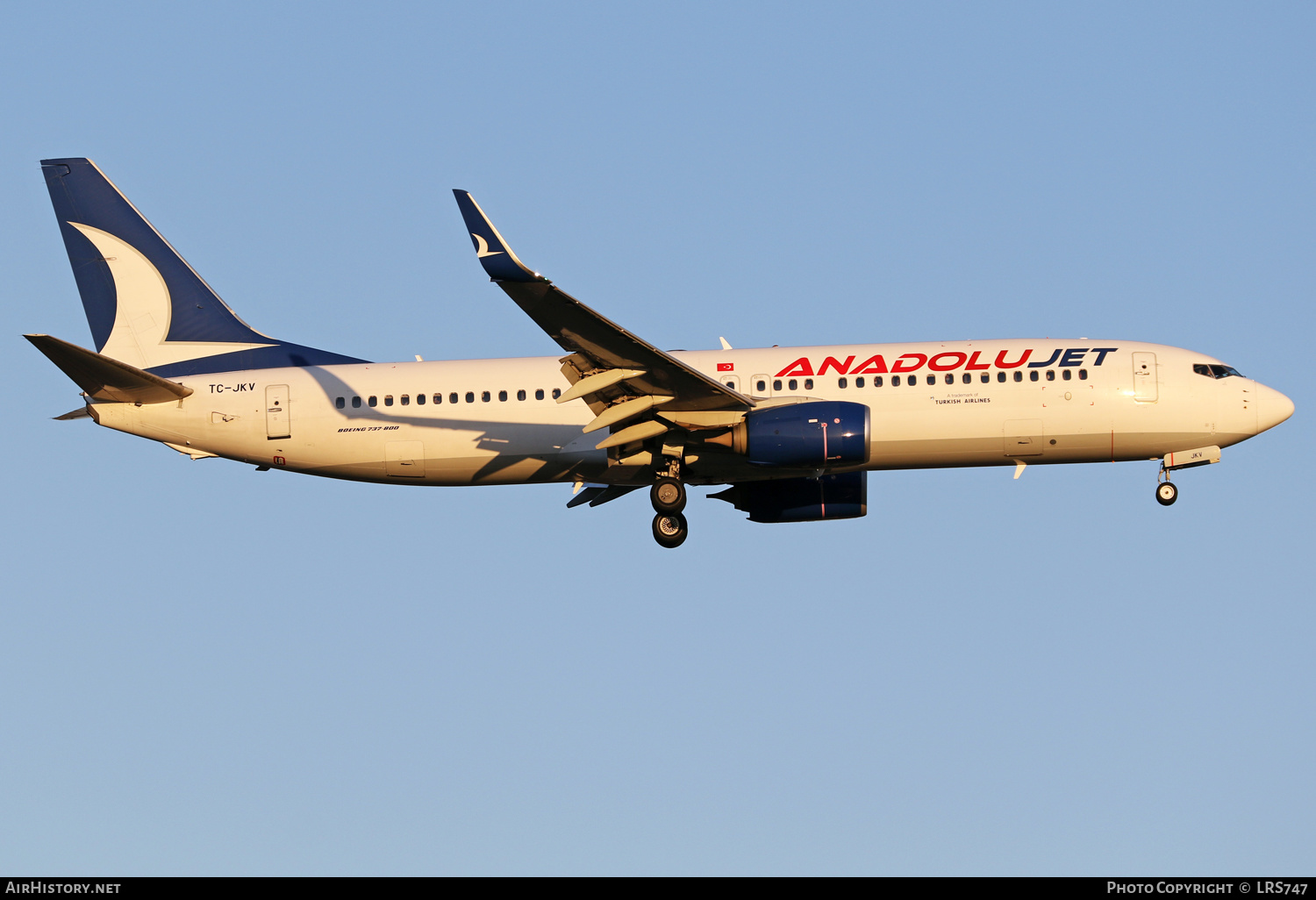 Aircraft Photo of TC-JKV | Boeing 737-8Q8 | AnadoluJet | AirHistory.net #401240