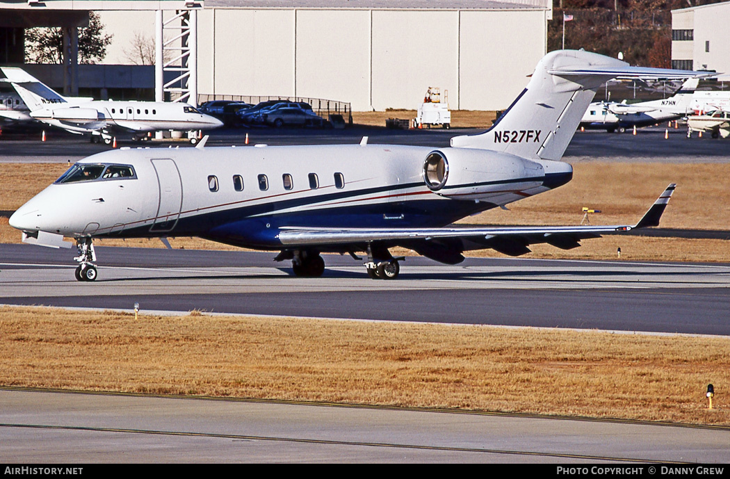 Aircraft Photo of N527FX | Bombardier Challenger 300 (BD-100-1A10) | AirHistory.net #401266