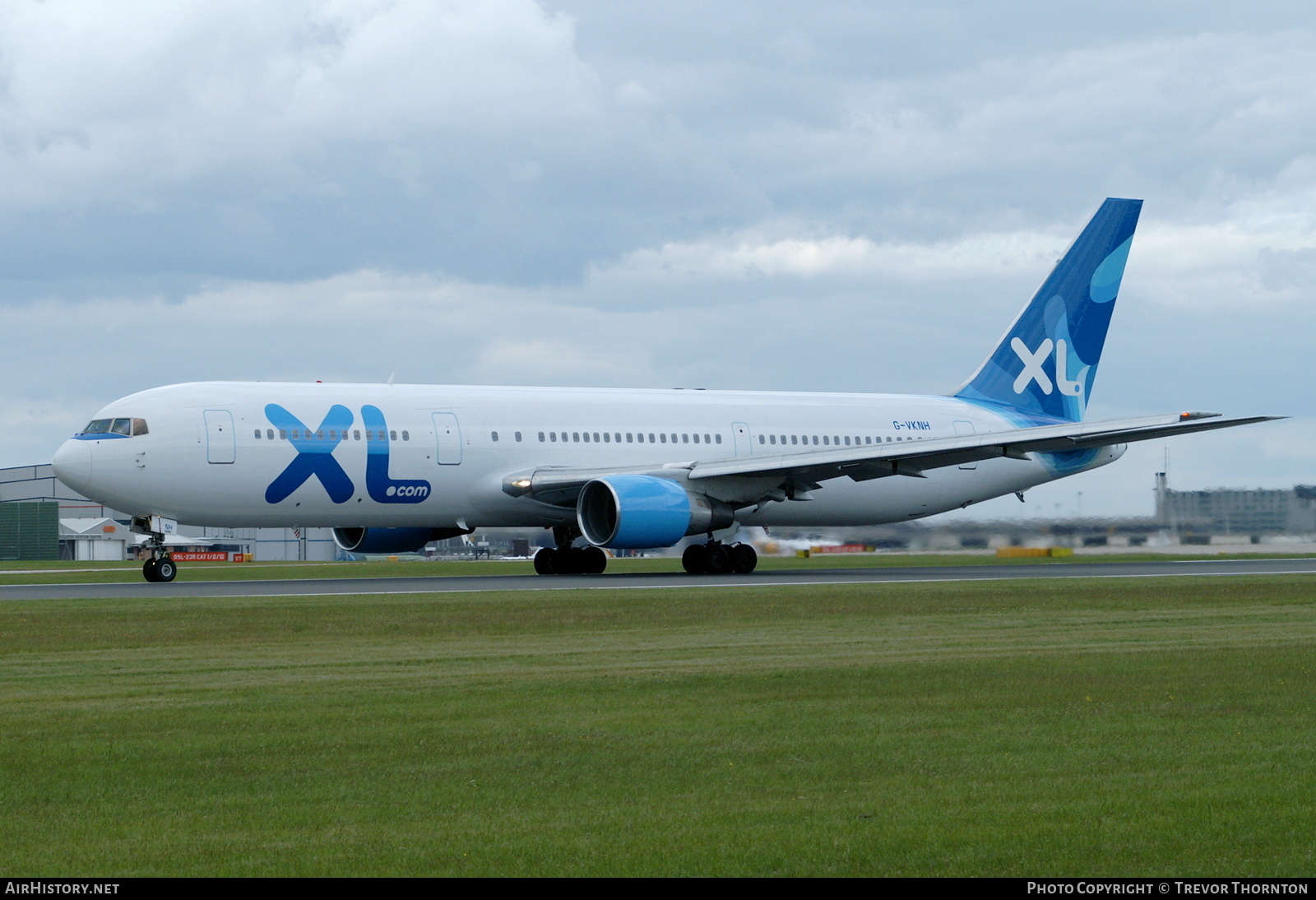 Aircraft Photo of G-VKNH | Boeing 767-3Y0/ER | XL Airways | AirHistory.net #401275