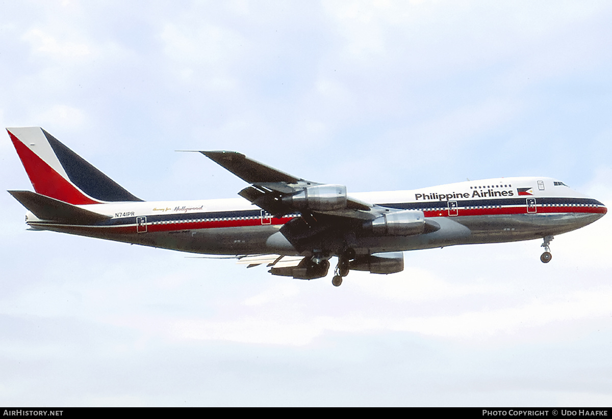 Aircraft Photo of N741PR | Boeing 747-2F6B | Philippine Airlines | AirHistory.net #401373