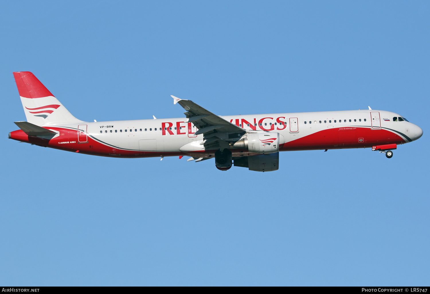 Aircraft Photo of VP-BRW | Airbus A321-211 | Red Wings | AirHistory.net #401396