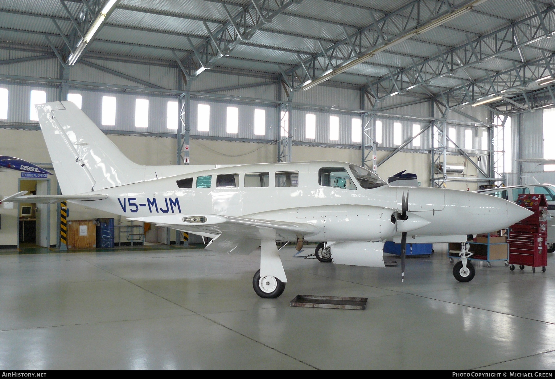 Aircraft Photo of V5-MJM | Cessna 402C | AirHistory.net #401451