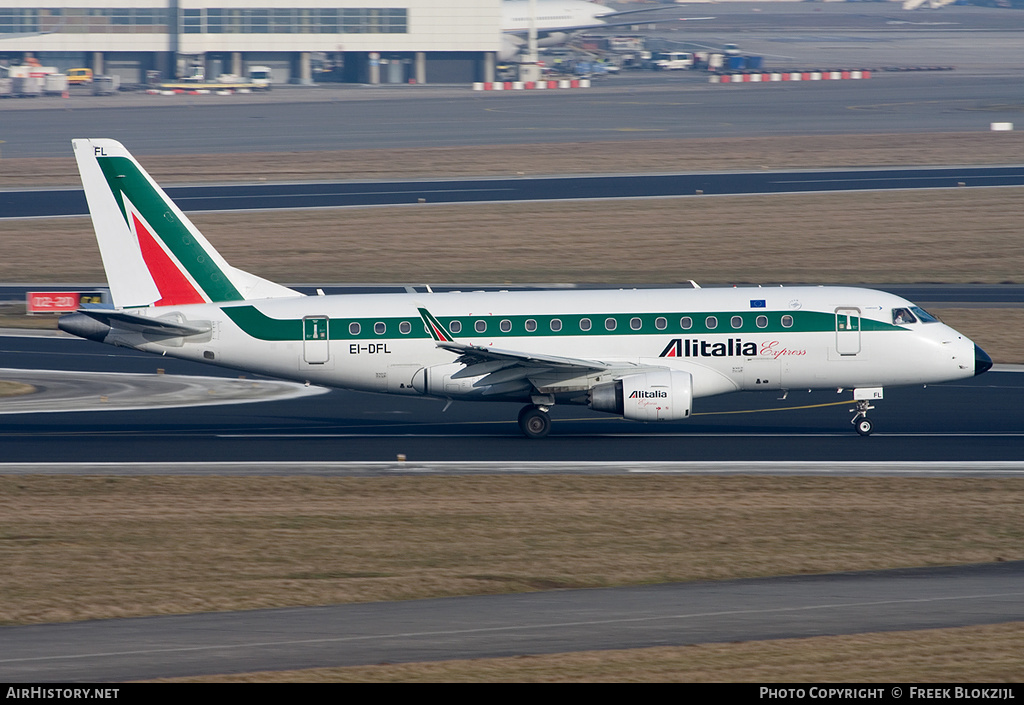 Aircraft Photo of EI-DFL | Embraer 170LR (ERJ-170-100LR) | Alitalia Express | AirHistory.net #401495