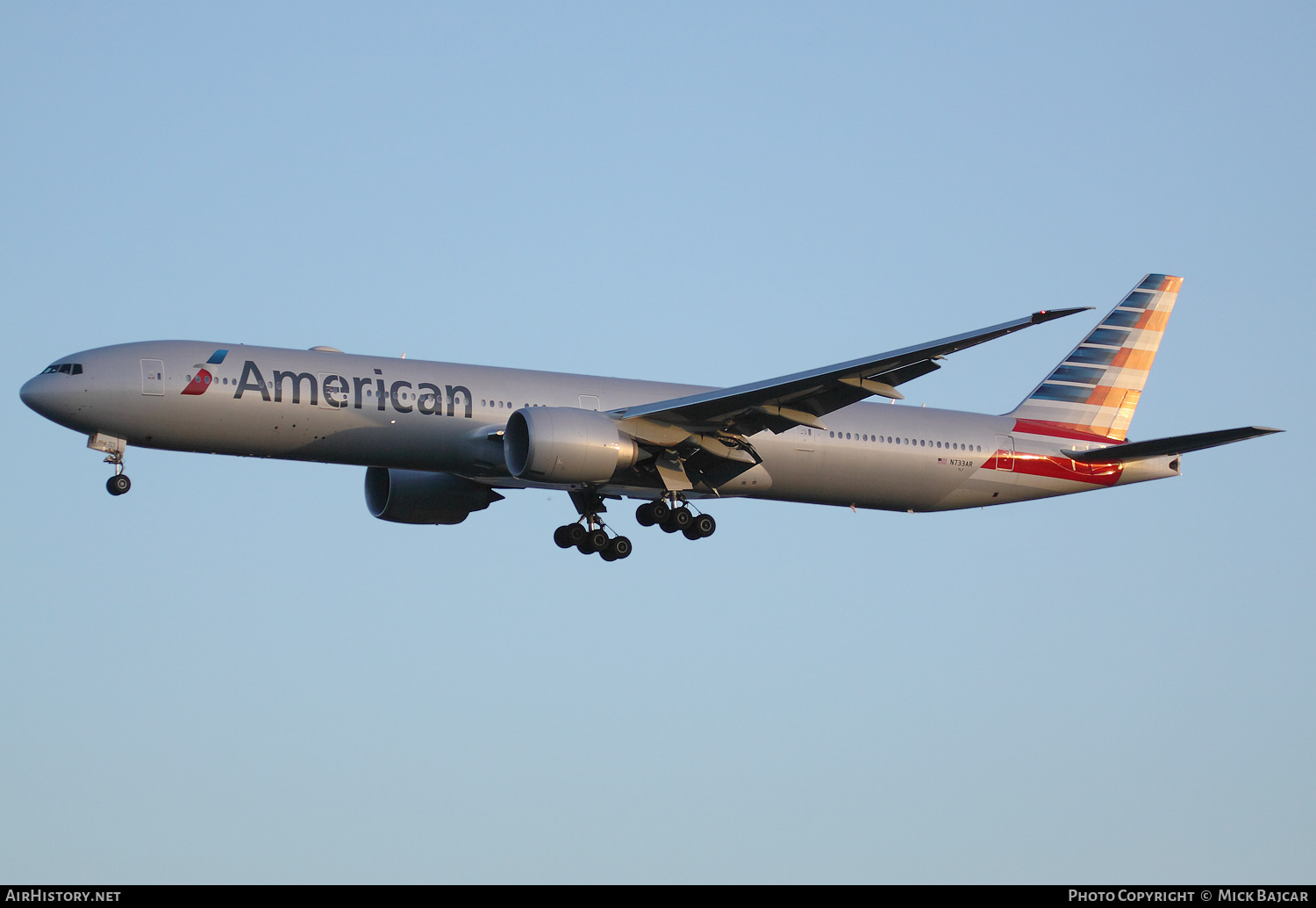 Aircraft Photo of N733AR | Boeing 777-323/ER | American Airlines | AirHistory.net #401631